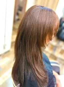 サロン施術シーン